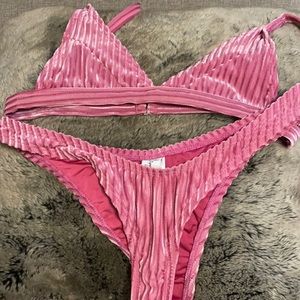 DIPPIN DAISIES PINK / PURPLE VELVET BIKINI SZ M